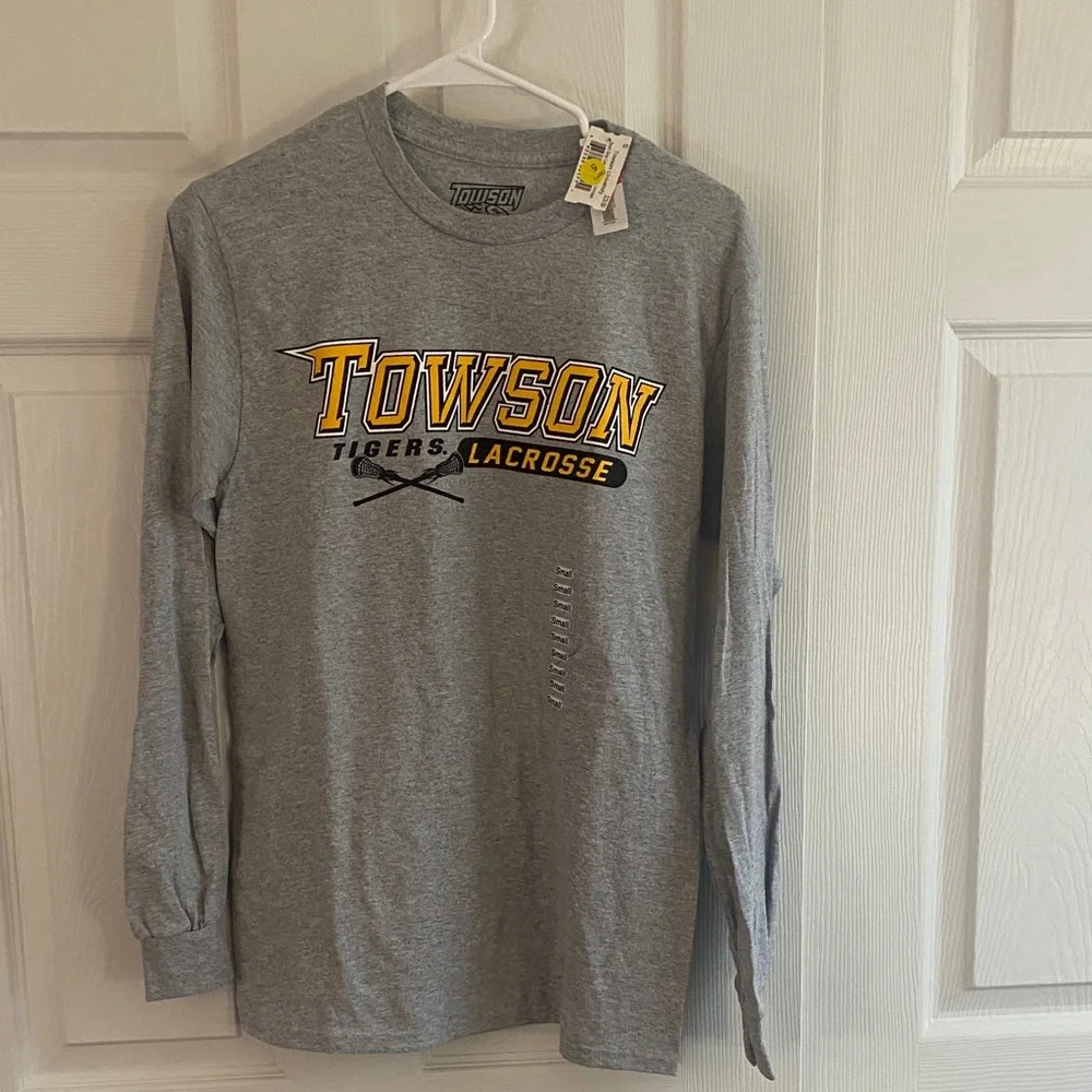 NWT Towson University S Gray Long Sleeve Lacrosse Tee w/ Lacrosse game day ball - Picture 6 of 7